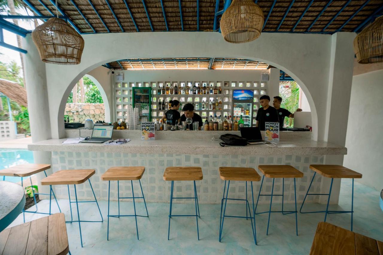 Mad Monkey Panglao Hostel Kültér fotó